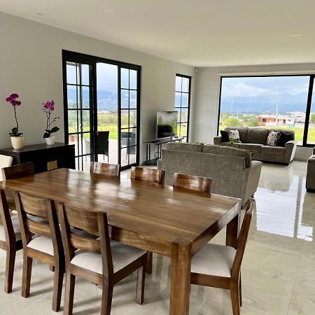 Appartement Altos De Tababela Extérieur photo